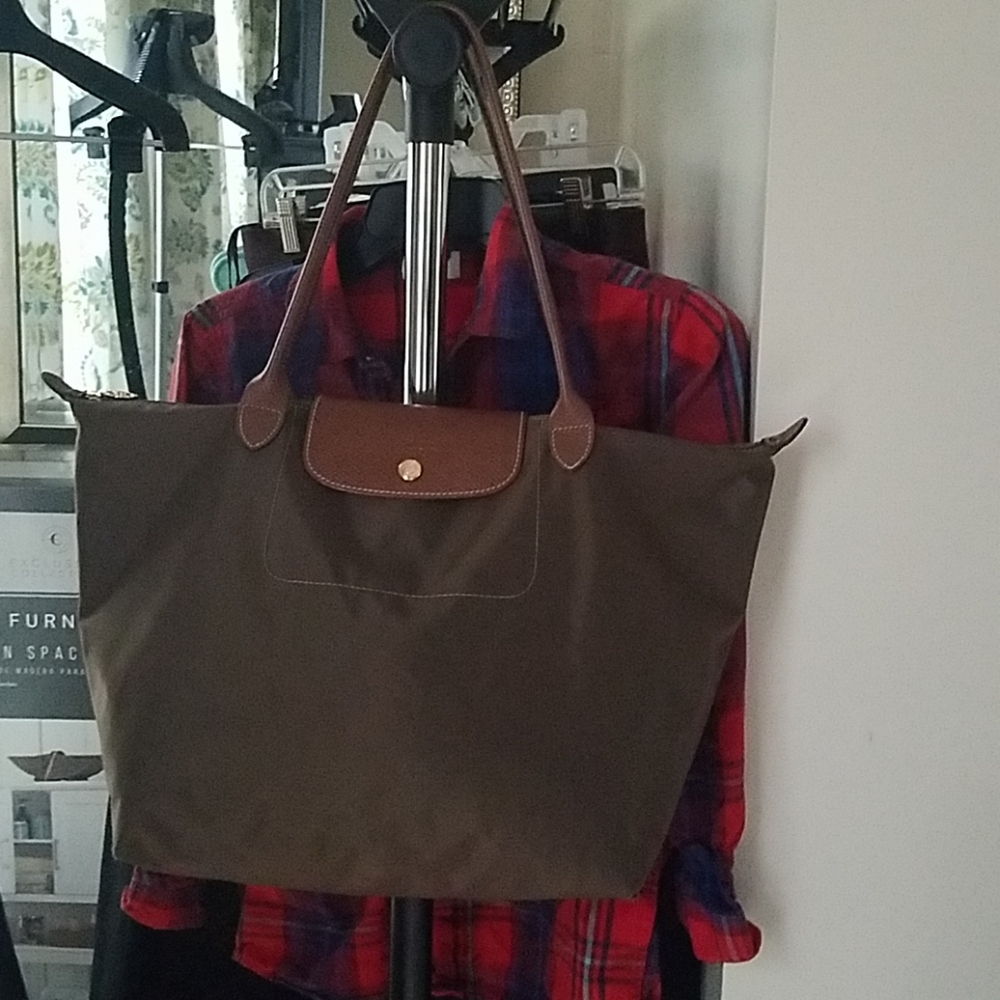 Large brown Longchamp handbag